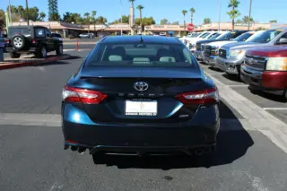TOYOTA CAMRY 2019