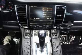 PORSCHE PANAMERA 2013