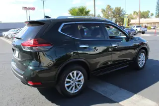 NISSAN ROGUE 2019