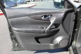NISSAN ROGUE 2019
