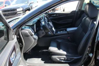 NISSAN MAXIMA 2019