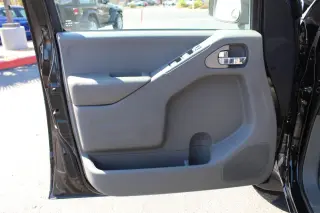 NISSAN FRONTIER CABINA CREW 2018