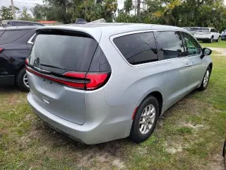 Chrysler Pacifica 2024 Touring L 4dr Mini-Van