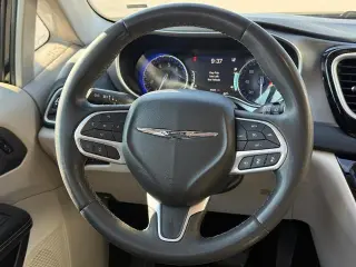 Chrysler Pacifica 2023 Touring L 4dr Mini-Van