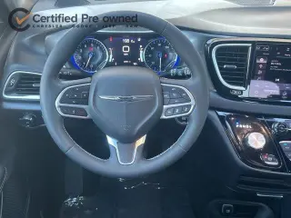 Chrysler Pacifica 2025 Select 4dr Mini-Van