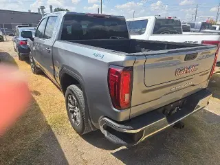 GMC Sierra 1500 2025 4x4 SLT 4dr Crew Cab 5.8 ft. SB
