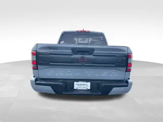 Nissan Frontier 2025 4x4 PRO-4X 4dr Crew Cab 5 ft. SB