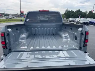 Nissan Frontier 2025 4x4 PRO-4X 4dr Crew Cab 5 ft. SB