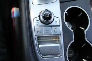 GENESIS G70 2019