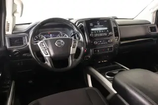 Nissan Titan 2022 4x4 SV 4dr Crew Cab 5.6 ft. SB