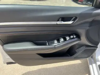 Nissan Altima 2023 AWD 2.5 SR 4dr Sedán