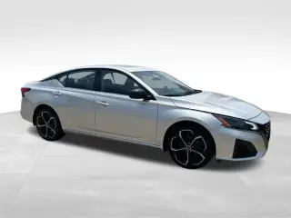 Nissan Altima 2023 AWD 2.5 SR 4dr Sedán