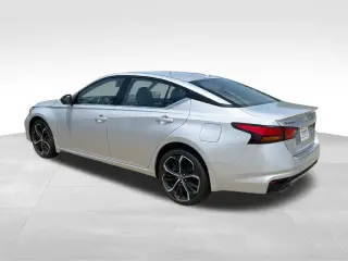 Nissan Altima 2023 AWD 2.5 SR 4dr Sedán
