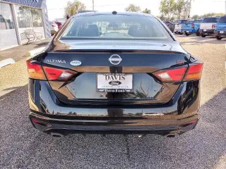 Sedán Nissan Altima 2025 2.5 SR 4 puertas