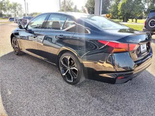 Sedán Nissan Altima 2025 2.5 SR 4 puertas