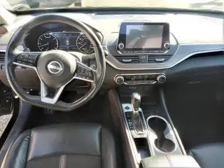 Sedán Nissan Altima 2025 2.5 SR 4 puertas