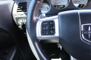 DODGE CHALLENGER 2012