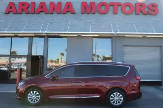 CHRYSLER PACIFICA 2018