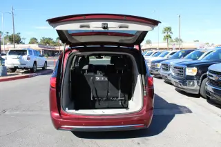 CHRYSLER PACIFICA 2018