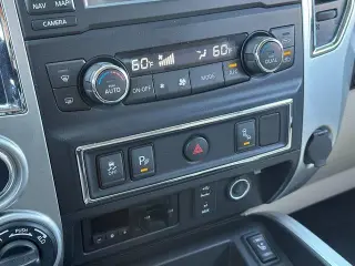 Nissan Titan XD 2018 4x4 S 4dr Crew Cab