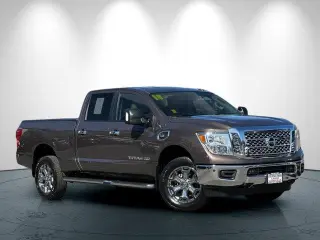 Nissan Titan XD 2018 4x4 S 4dr Crew Cab