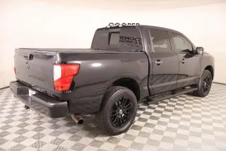 Nissan Titan 2019 4x4 S 4dr Crew Cab