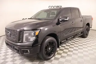 Nissan Titan 2019 4x4 S 4dr Crew Cab