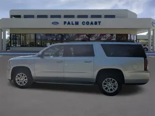 GMC Yukon XL 2017 4x4 SLT 4dr SUV