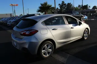 CHEVROLET CRUZE 2018