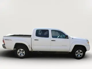 2013 Toyota TACOMA DOUBLE CAB