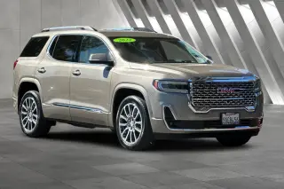GMC Acadia 2022 4x4 Denali 4dr SUV