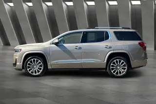 GMC Acadia 2022 4x4 Denali 4dr SUV