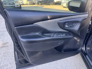 2017 NISSAN MURANO