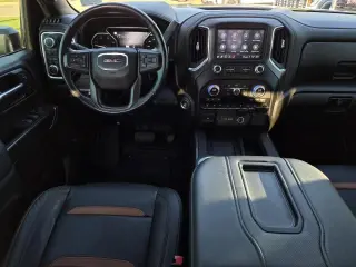 GMC Sierra 3500HD 2021 4x4 AT4 4dr Crew Cab SB SRW