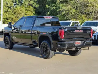 GMC Sierra 3500HD 2021 4x4 AT4 4dr Crew Cab SB SRW