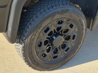 GMC Sierra 3500HD 2021 4x4 AT4 4dr Crew Cab SB SRW