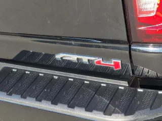 GMC Sierra 3500HD 2021 4x4 AT4 4dr Crew Cab SB SRW