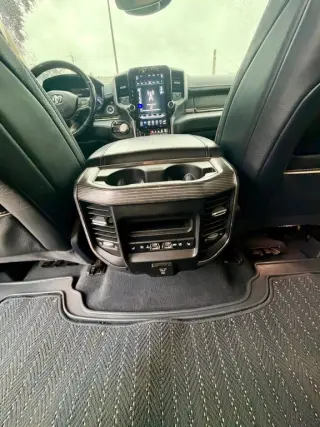 2020 Ram 1500 CREW CAB