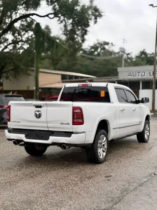 2020 Ram 1500 CREW CAB