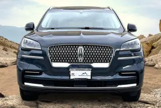 Lincoln Aviator 2023 AWD Reserve 4dr SUV