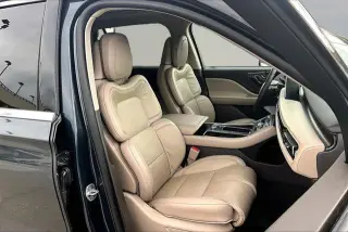 Lincoln Aviator 2023 AWD Reserve 4dr SUV