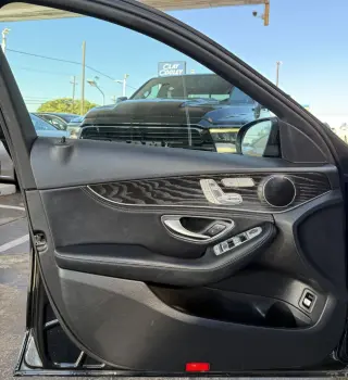 2015 MERCEDES-BENZ C-CLASS