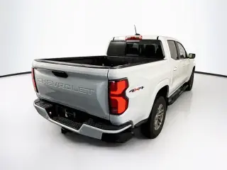 Chevrolet Colorado 2024 4x4 LT 4dr Crew Cab 5 ft. SB