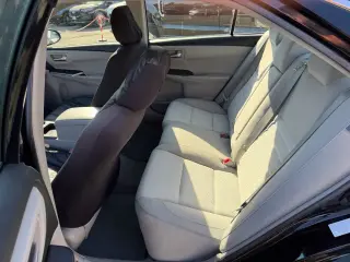 Toyota Camry 2016 SE 4dr Sedán