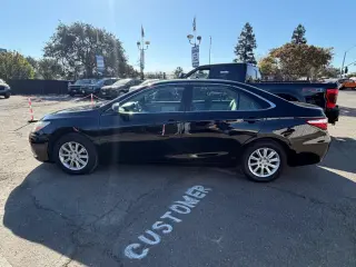 Toyota Camry 2016 SE 4dr Sedán