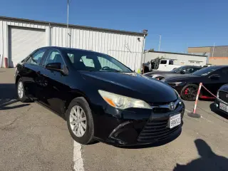 Toyota Camry 2016 SE 4dr Sedán