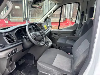 2021 Ford Transit Passenger Wagon T-350 148" Med Roof XLT RWD