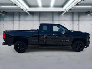 Chevrolet Silverado 1500 2018 4x4 Custom 4d Double Cab 6.5 ft. SB