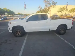Chevrolet Silverado 1500 2019 4x4 RST 4dr Cabina Doble 6.6 ft. SB