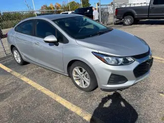 Sedán Chevrolet Cruze 2019 LS 4 puertas 6A